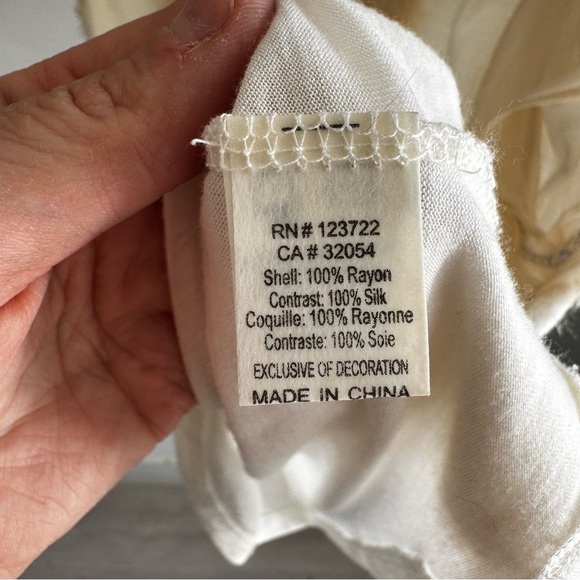 Vintage Anthropologie 1.9 One September Bohemian Neutral Silk Ruffle Sleeve Tee - Picture 6 of 7